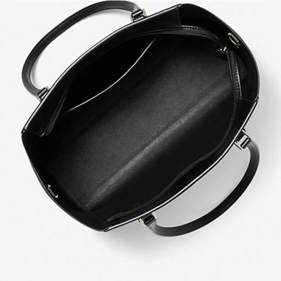 Michael Kors Black Saffiano Leather Tote new in packaging with zip bag